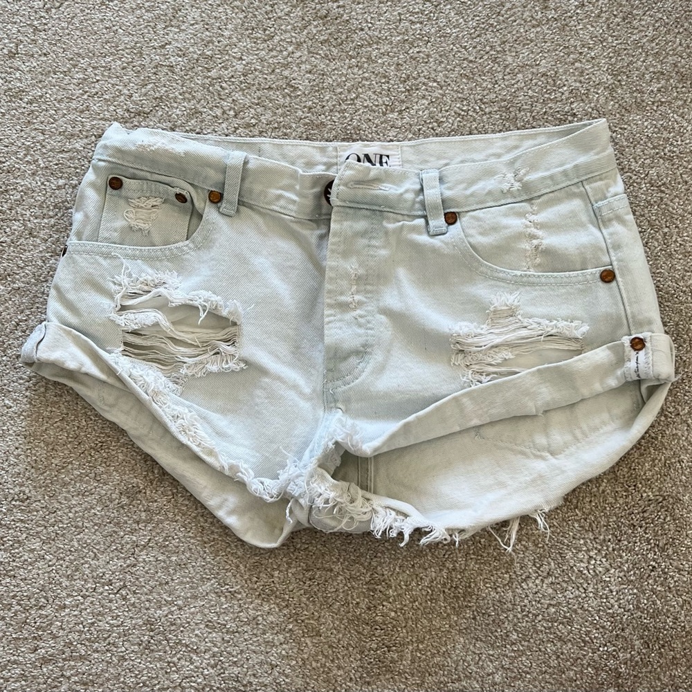 One Teaspoon Bandit shorts, size 28